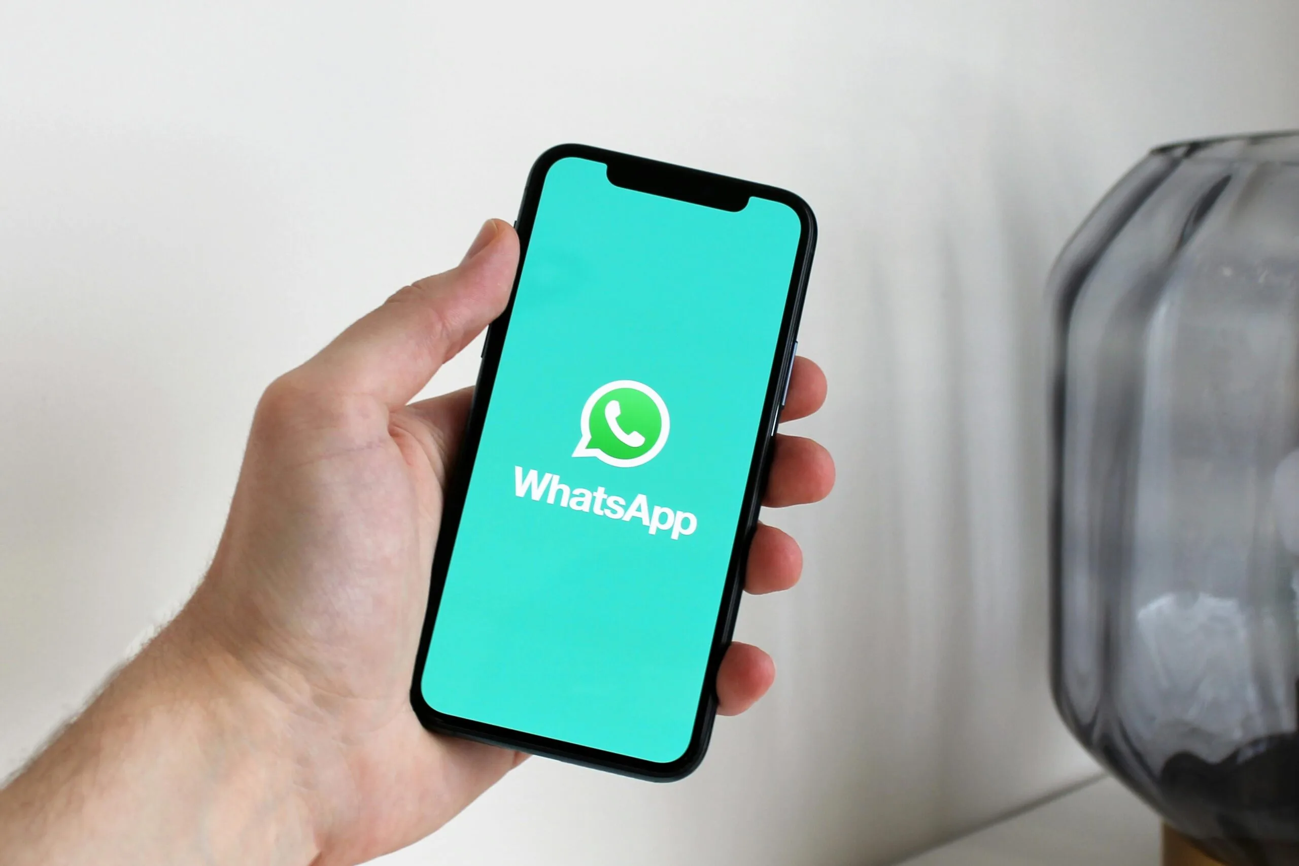 You are currently viewing The 3-Part WhatsApp Message Formula That Turns Warm Contacts Into Donors